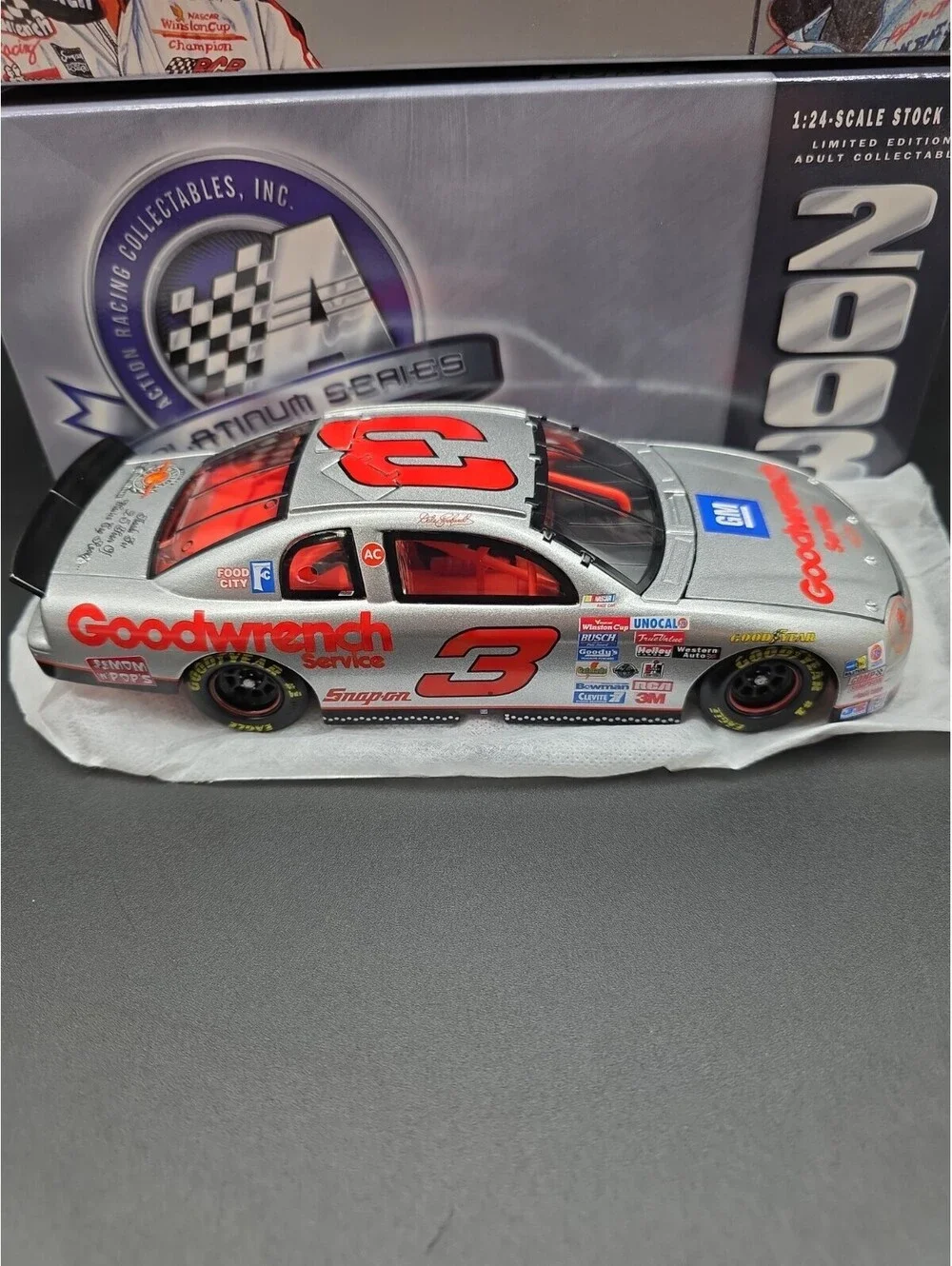 Dale Earnhardt #3 GOODWRENCH SERVICE SILVER SELECT 2003 1:24 1995 Diecast Car